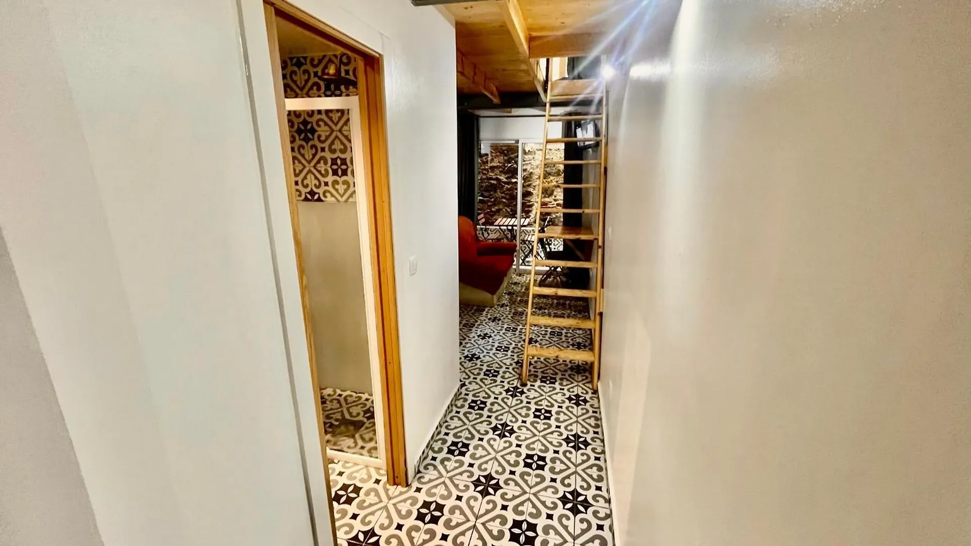 B4 Estudio Nuevo! Cocina Y Bano Privado! A 1 Calle Del Metro Барселона Испания